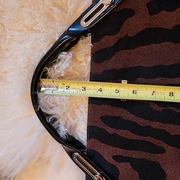 Animal Print Tote - Picture 8 of 8